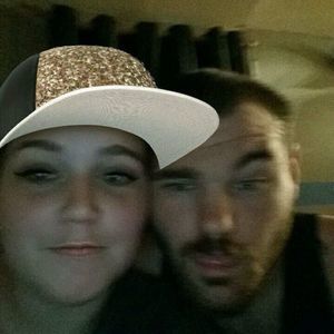 Meet your Posher, Devin